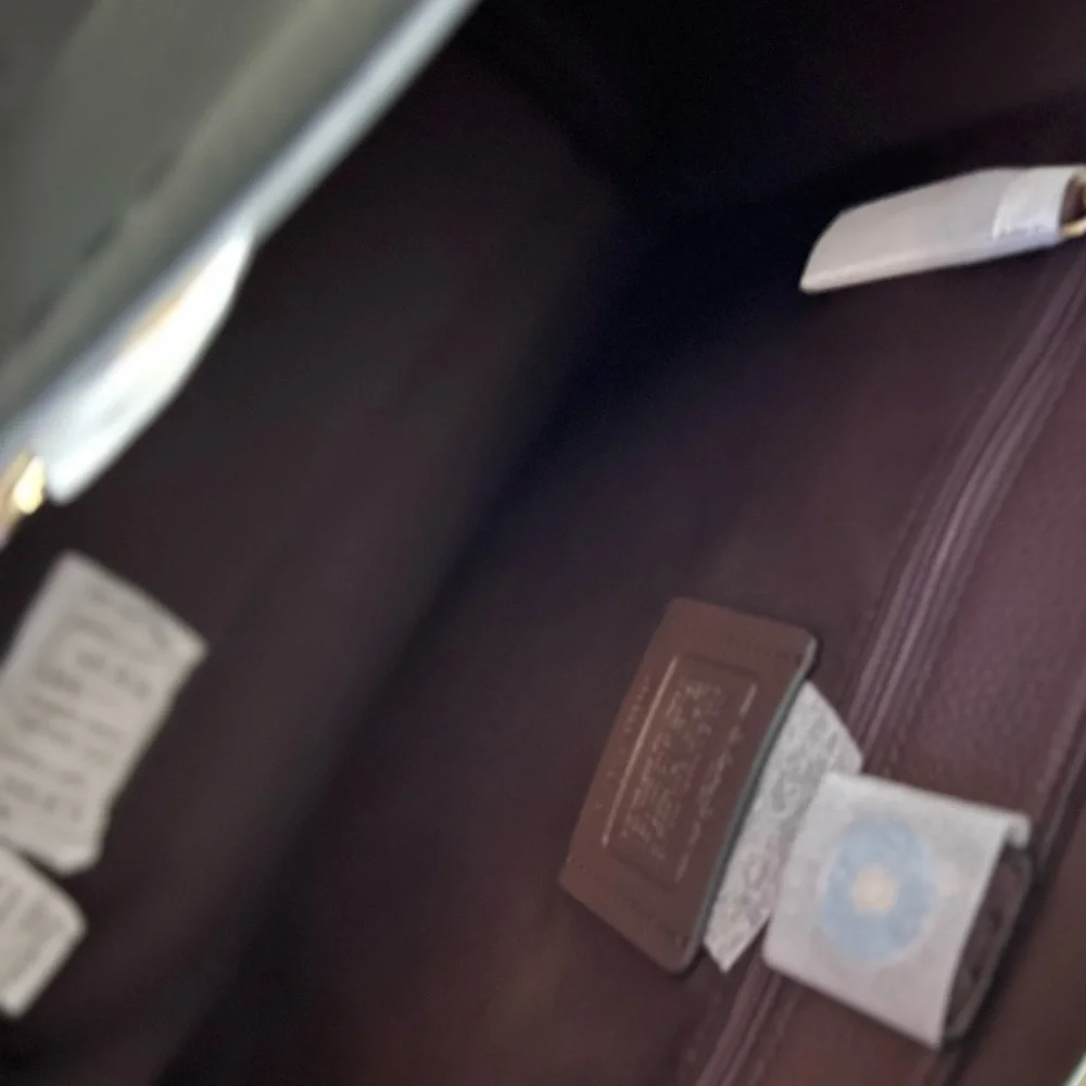 COACH tote Bag Black Leather - Picture 11 of 13